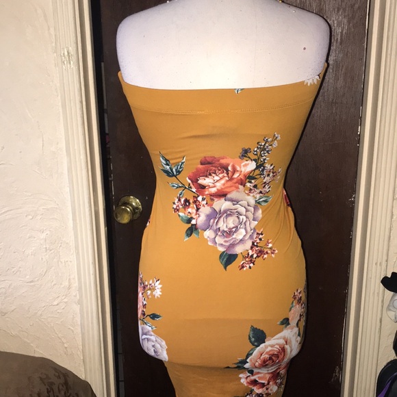 NEW FLORAL YELLOW DRESS 💛💚🧡❤️ - Picture 3 of 4